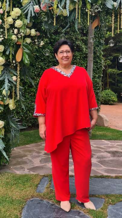 Vestido de madrina a medida Madrid Para reservar tu cita y ver los vestidos de madrina a medida que podemos confeccionar, es por aquí: