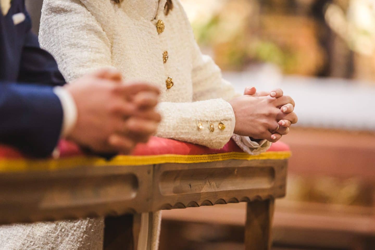 En esta pagina, puedes ver las opiniones reales de nuestras clientas de vestidos de novia cortos, vestidos de novia largos, trajes de novia con pantalón. Hacemos cualquier tipo de vestido o traje de novia: vestidos de novia rosas, mono de novia con cola, vestidos de novia cortos de encaje, vestidos de novia para boda civil, vestidos de novia bohemio, vestidos de novia para boda en la playa, capas de novias, vestidos de novia para bodas temáticas, trajes de novia con pantalones, trajes de novia con chaqueta, vestidos de novia sirena, vestidos de novia princesa,...</p>