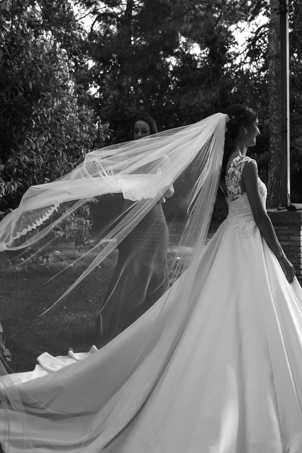 En esta pagina, puedes ver las opiniones reales de nuestras clientas de vestidos de novia cortos, vestidos de novia largos, trajes de novia con pantalón. Hacemos cualquier tipo de vestido o traje de novia: vestidos de novia rosas, mono de novia con cola, vestidos de novia cortos de encaje, vestidos de novia para boda civil, vestidos de novia bohemio, vestidos de novia para boda en la playa, capas de novias, vestidos de novia para bodas temáticas, trajes de novia con pantalones, trajes de novia con chaqueta, vestidos de novia sirena, vestidos de novia princesa,...</p>