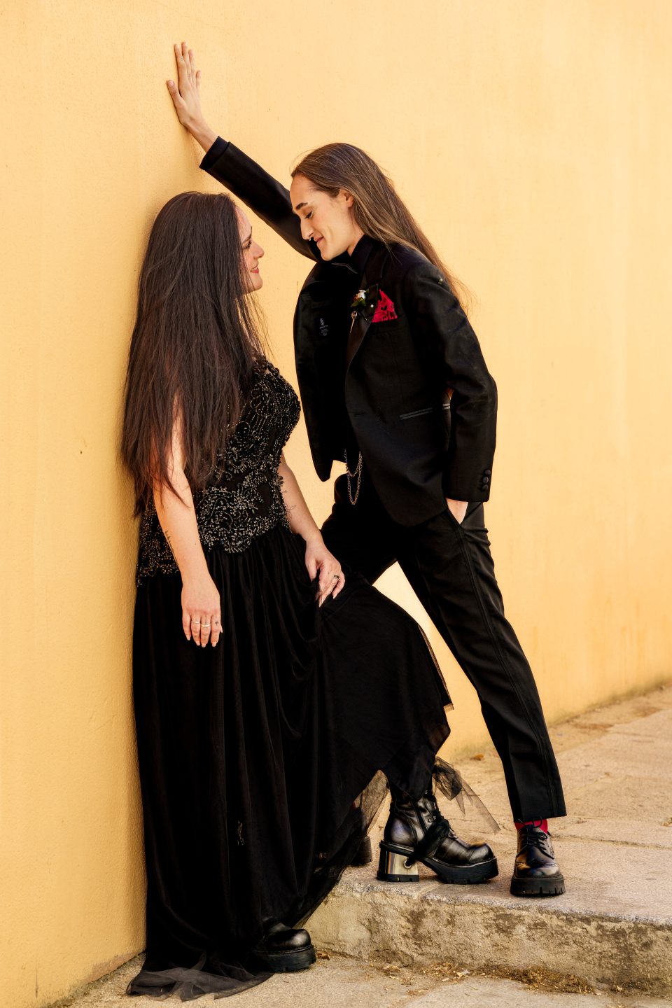 En esta pagina, puedes ver las opiniones reales de nuestras clientas de vestidos de novia cortos, vestidos de novia largos, trajes de novia con pantalón. Hacemos cualquier tipo de vestido o traje de novia: vestidos de novia rosas, mono de novia con cola, vestidos de novia cortos de encaje, vestidos de novia para boda civil, vestidos de novia bohemio, vestidos de novia para boda en la playa, capas de novias, vestidos de novia para bodas temáticas, trajes de novia con pantalones, trajes de novia con chaqueta, vestidos de novia sirena, vestidos de novia princesa,...</p>